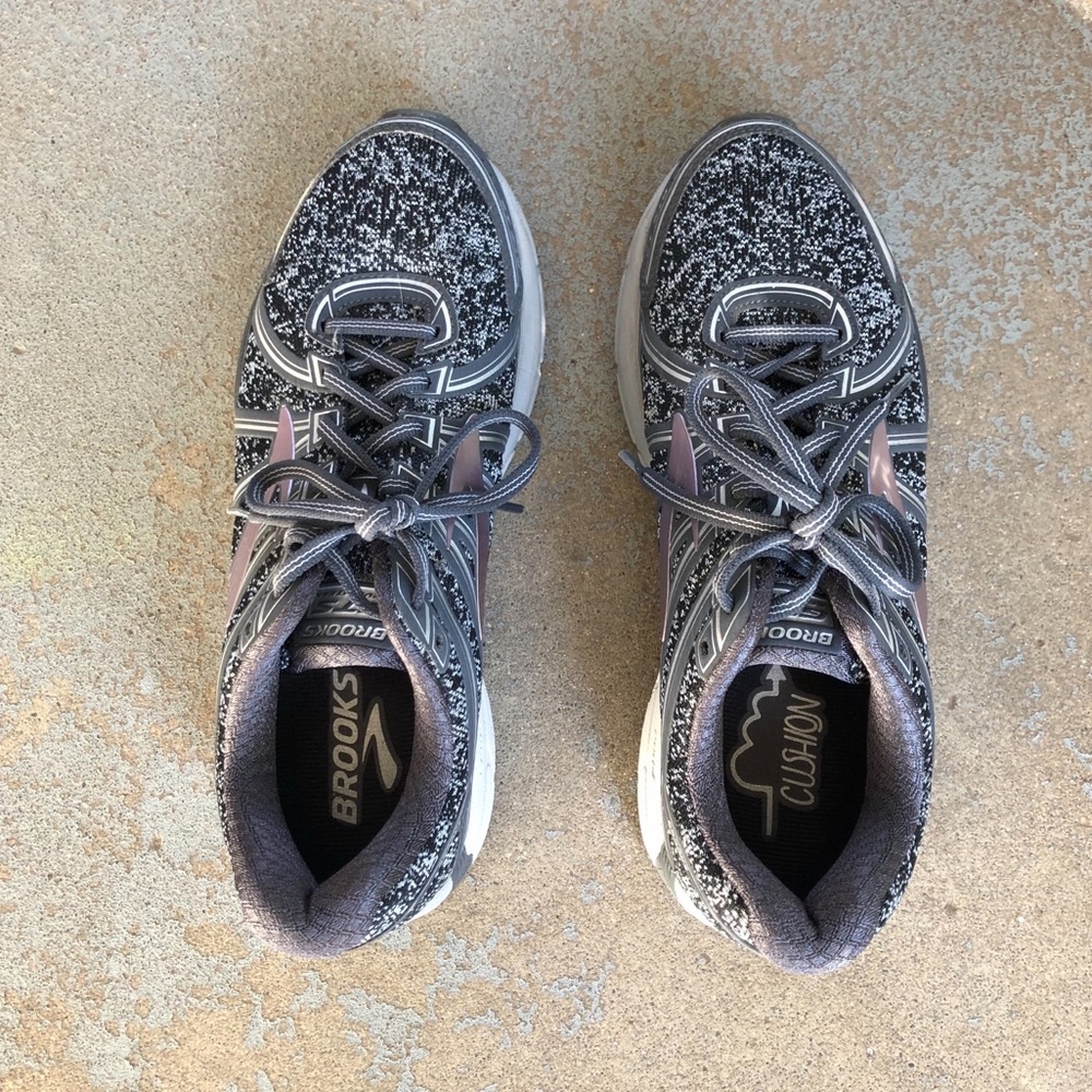 Brooks GTS 17 Women’s Running Shoe